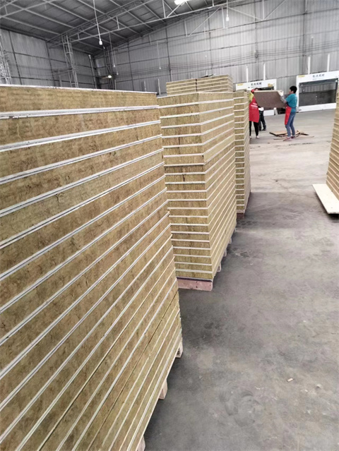 四川保温装饰一体板厂家 四川保温装饰一体板厂家